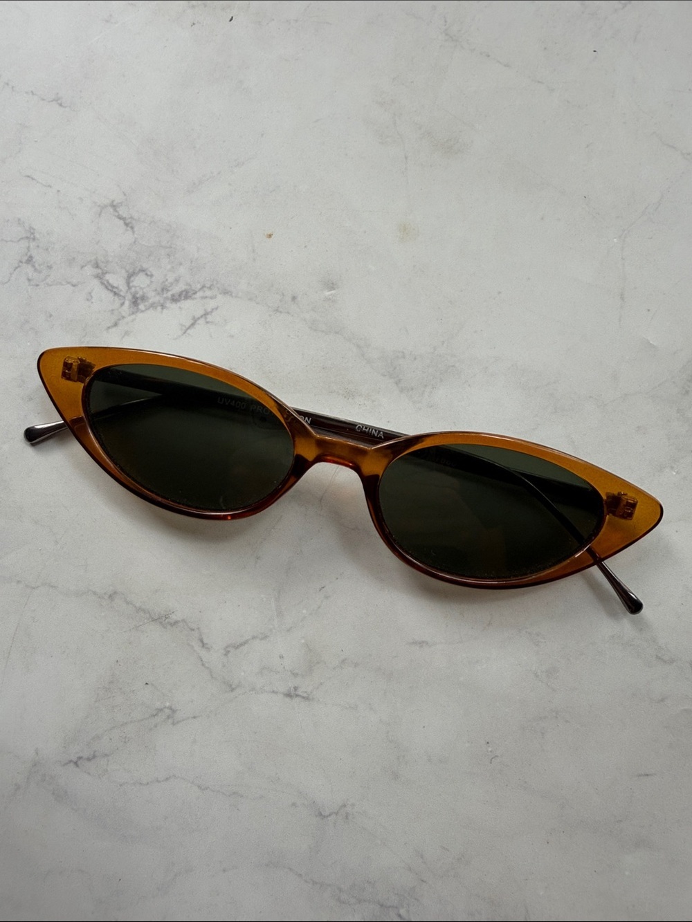 Vintage Inspired 50s Cat-Eye Amber Sunglasses with Greenish Black Lenses